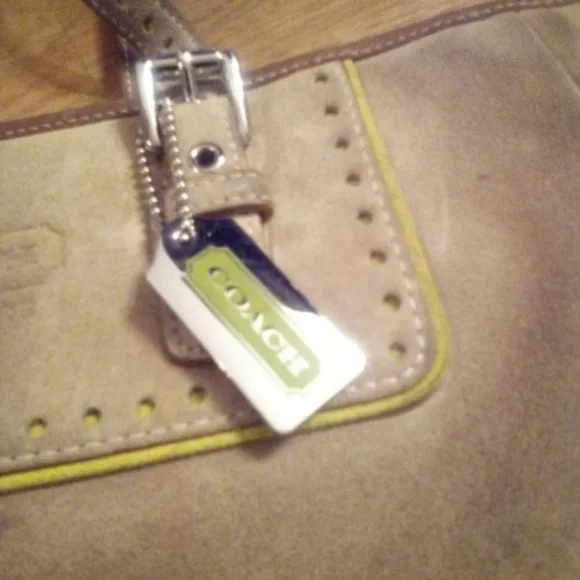 💙Coach leatherware vintage brown suede purse - Picture 5 of 7